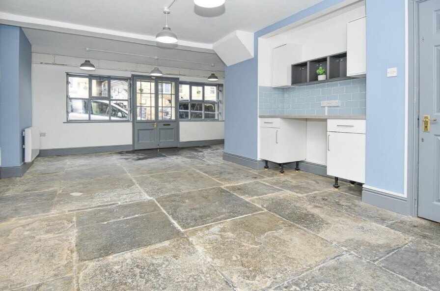 Church Street, Wedmore for lease Interior Photo- Image 1 of 2