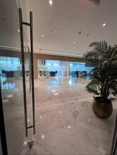 175 SW 7th St, Miami, FL for lease Interior Photo- Image 2 of 17