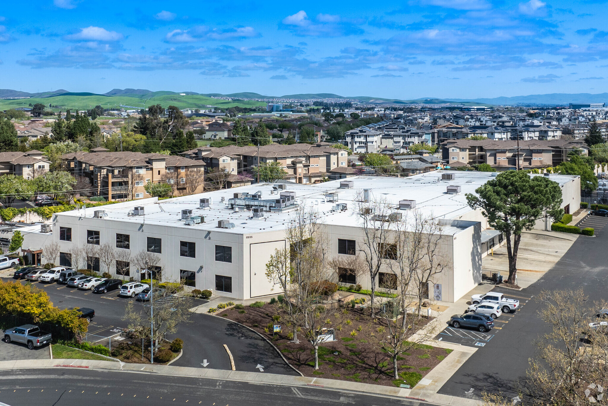 6955-6979 Sierra Ct, Dublin, CA for lease Building Photo- Image 1 of 9