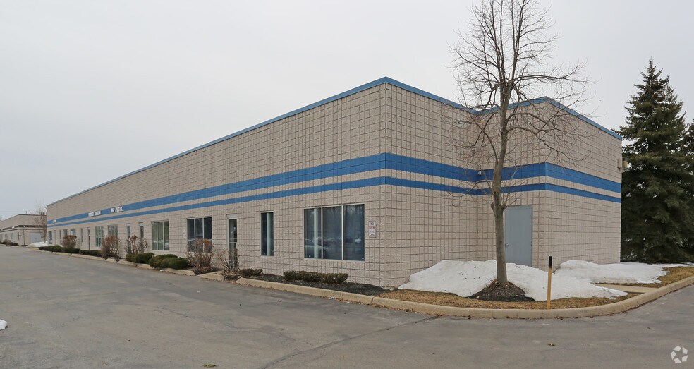 430 Lawrence Bell Dr, Amherst, NY for lease - Building Photo - Image 2 of 5