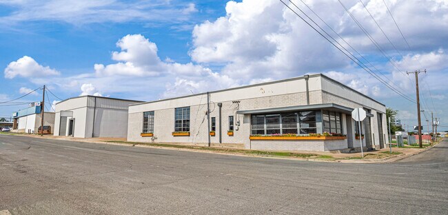 Plus de détails pour 4520 Fort Ave, Waco, TX - Industriel à vendre