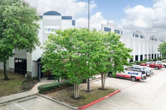 Plus de détails pour 210-240 Spring Hill Dr, The Woodlands, TX - Local d'activités à louer