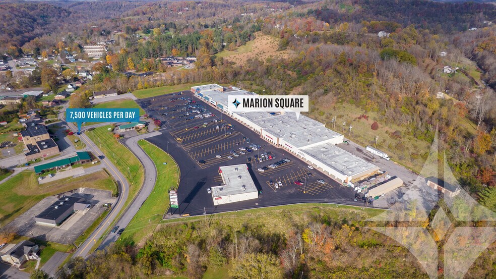 308 Marion Sq, Fairmont, WV à louer - Photo du bâtiment - Image 2 de 5