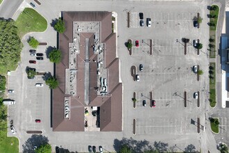 30 Nathan Ln, Plymouth, MN - AÉRIEN Vue de la carte - Image1