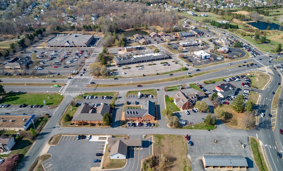 10411 Courthouse Rd, Spotsylvania, VA à vendre - Photo du bâtiment - Image 3 de 10