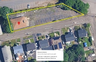 Plus de détails pour 69 Newland St, Malden, MA - Local d'activités à louer