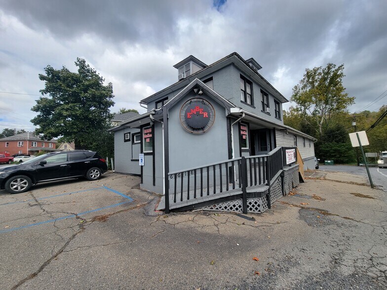 6618 S Delaware Ave, Martins Creek, PA for lease - Building Photo - Image 2 of 14