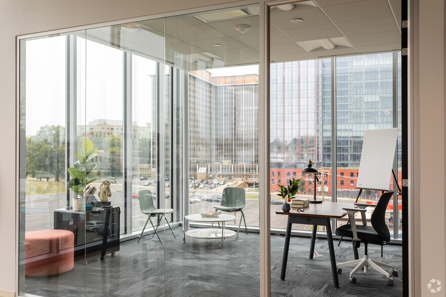 12358 Parklawn Dr, North Bethesda, MD à louer - Photo intérieure - Image 3 de 4