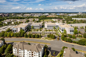 13861 Sunrise Valley Dr, Herndon, VA - aerial  map view