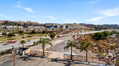 16441 Delone St, Santa Clarita, CA - Aerial map view
