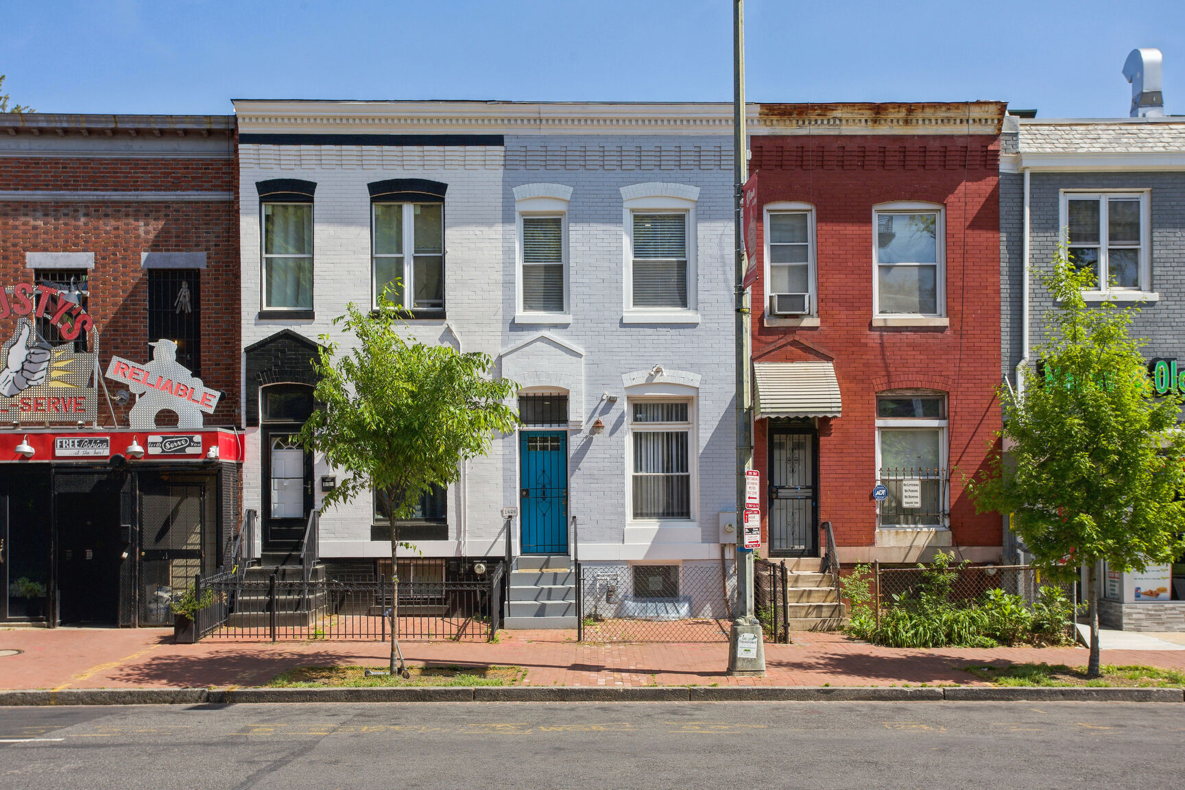 1426 Pennsylvania Ave SE, Washington, DC à vendre Photo du bâtiment- Image 1 de 1