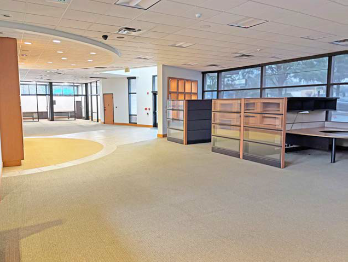 10580 SW Beaverton-hillsdale Hwy, Beaverton, OR à louer - Photo du bâtiment - Image 3 de 5