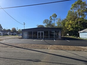 217 N Main St, Mount Pleasant, TN for lease Building Photo- Image 1 of 7