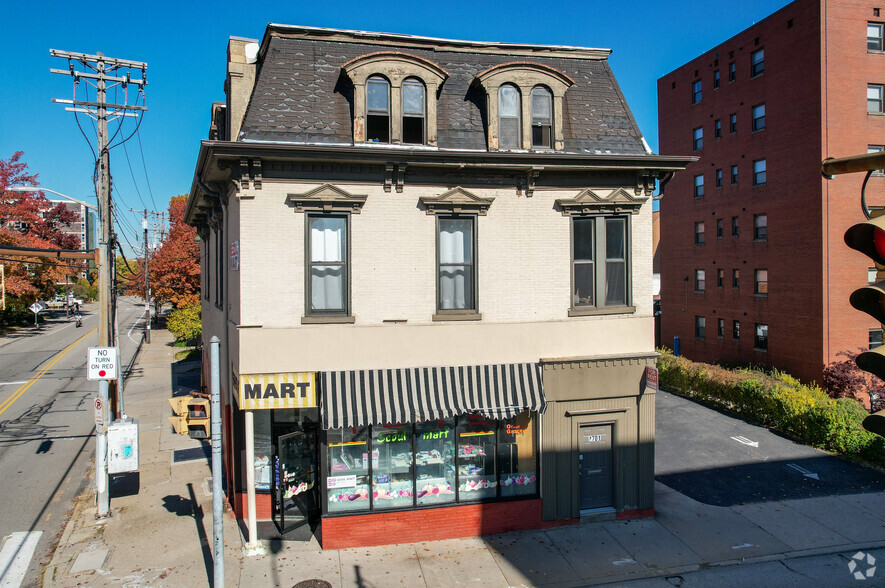 4701 5th Ave, Pittsburgh, PA à vendre - Photo principale - Image 1 de 4