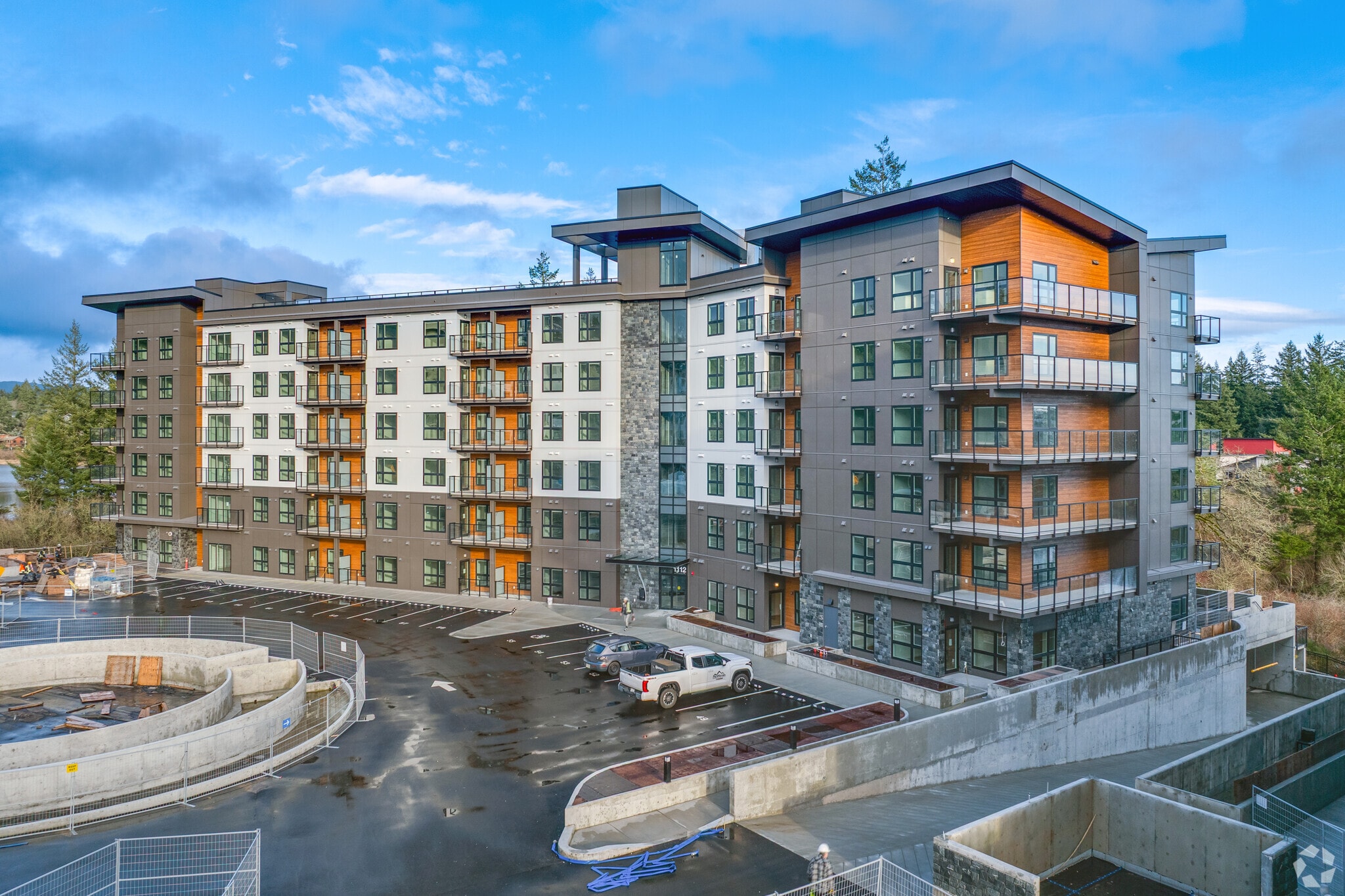 1110-1112 Mccallum Rd, Langford, BC for lease Primary Photo- Image 1 of 3