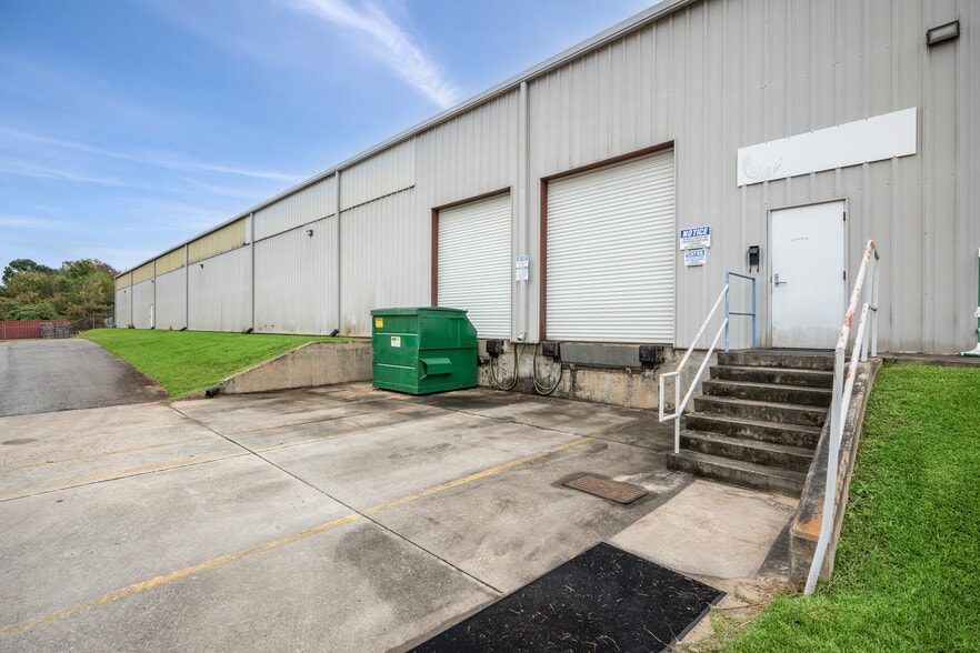 2225 Ronald Ave, Macon-Bibb, GA for lease - Building Photo - Image 3 of 13