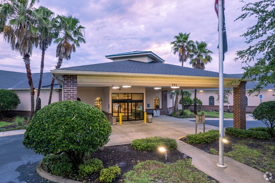 551 National Health Care Dr, Daytona Beach, FL à vendre - Photo principale - Image 1 de 22