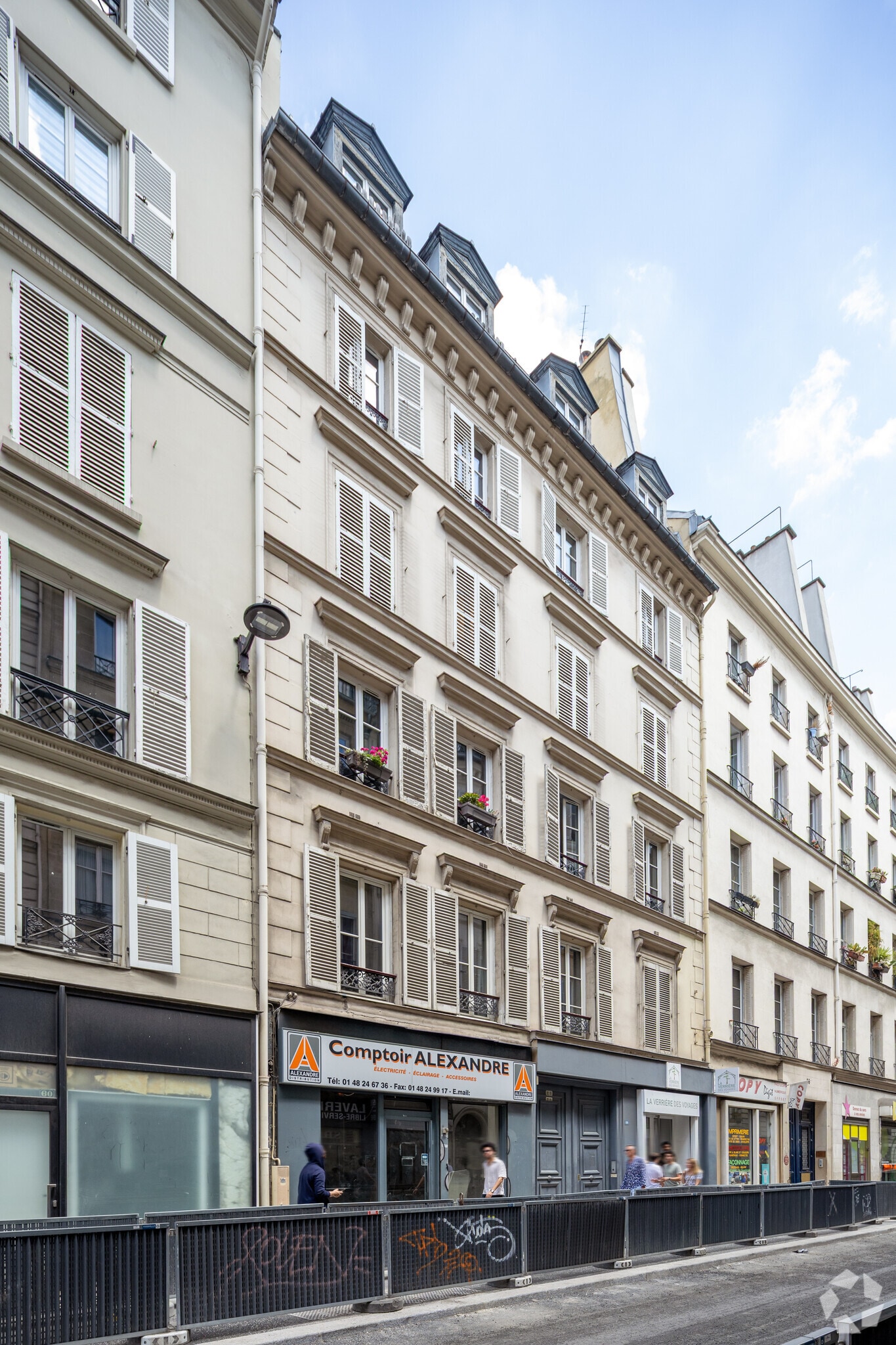 58 Rue De Paradis, Paris for lease Primary Photo- Image 1 of 2