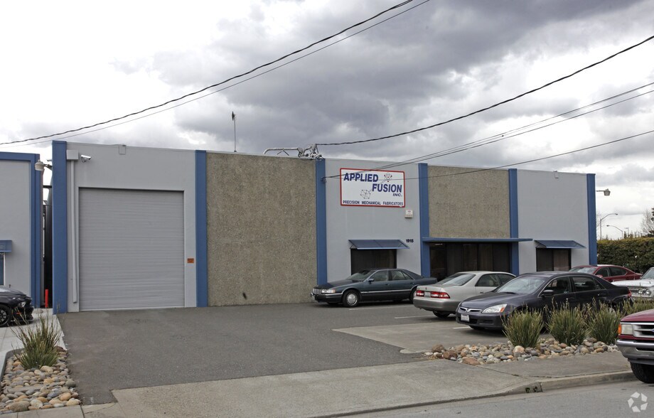 1915 Republic Ave, San Leandro, CA à vendre - Photo du bâtiment - Image 2 de 2