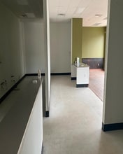 5000 N Crescent Blvd, Pennsauken, NJ à louer Photo intérieure- Image 2 de 9