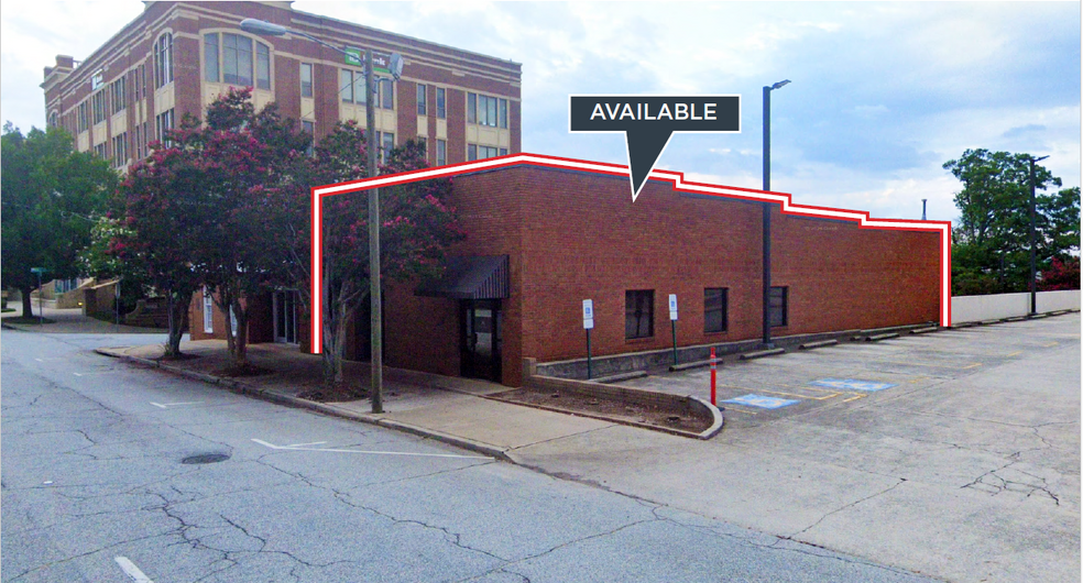 360-366 E Main St, Spartanburg, SC for lease - Building Photo - Image 1 of 7