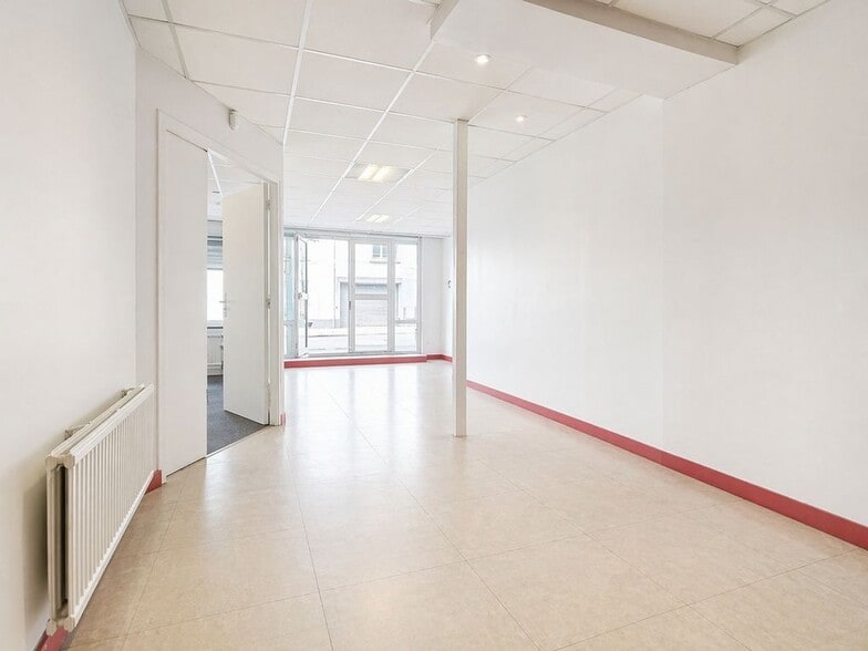 25-27 Rue Des Malmaisons, Paris à vendre - Photo intérieure - Image 3 de 5