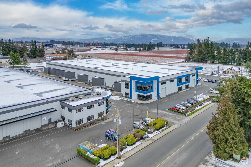 2034 Townline Rd, Abbotsford, BC à louer - Aérien - Image 2 de 4