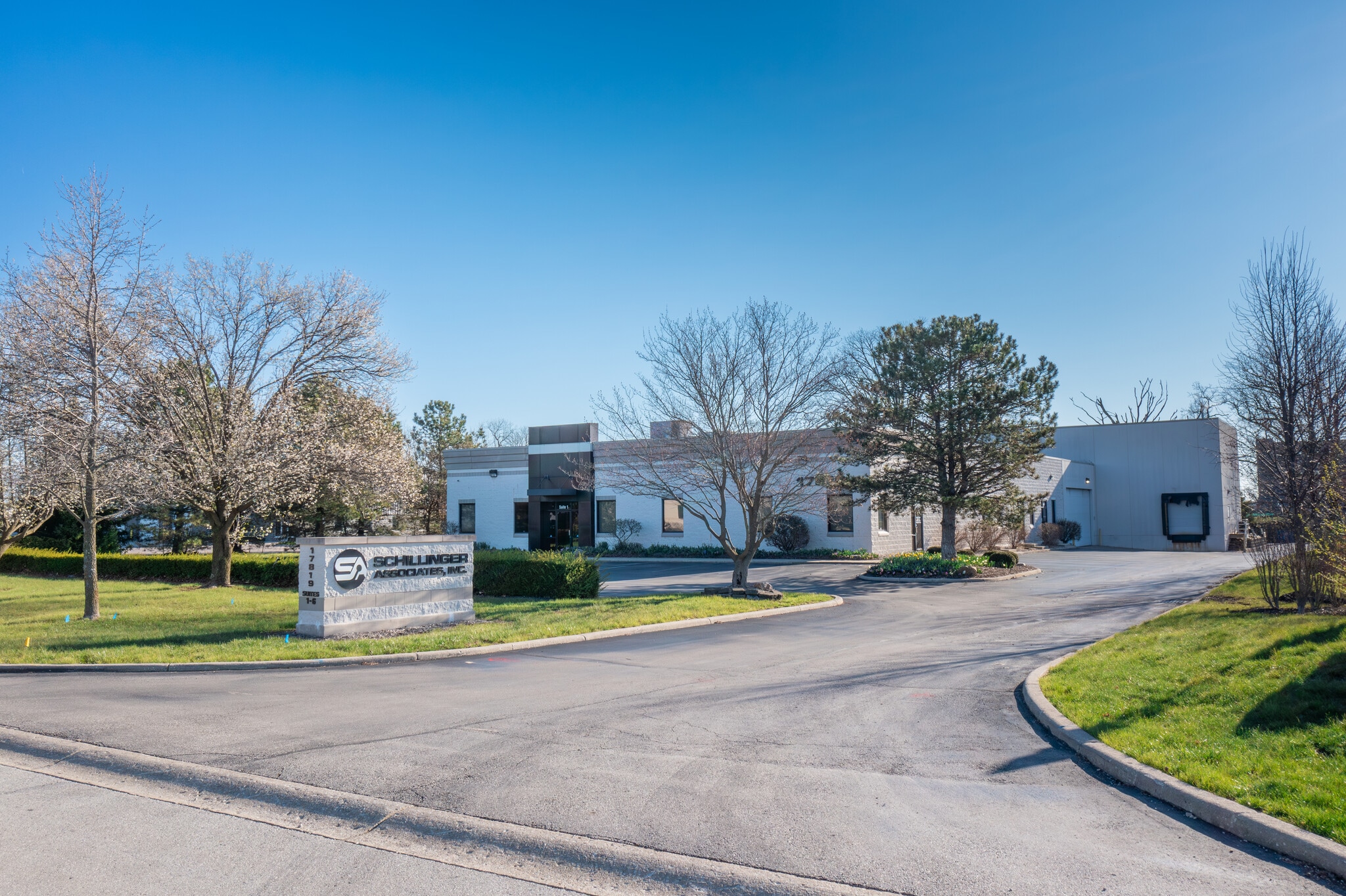 17819 Commerce Dr, Westfield, IN for sale Primary Photo- Image 1 of 9