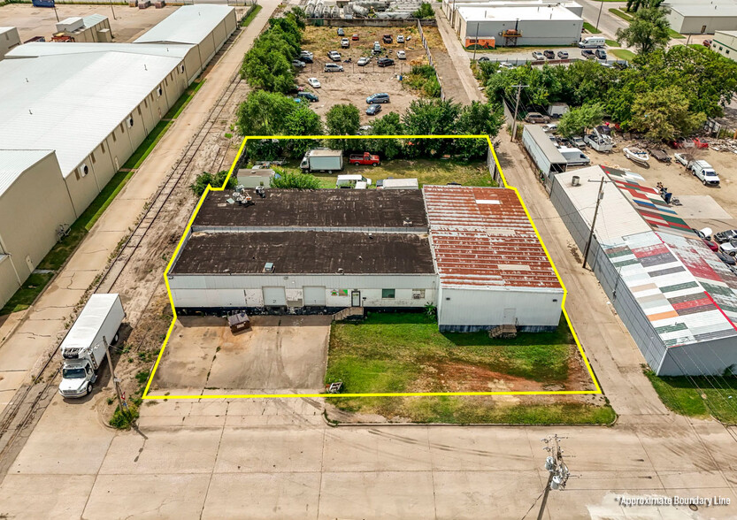 925 E 19th St, Wichita, KS à vendre - Photo du bâtiment - Image 2 de 85