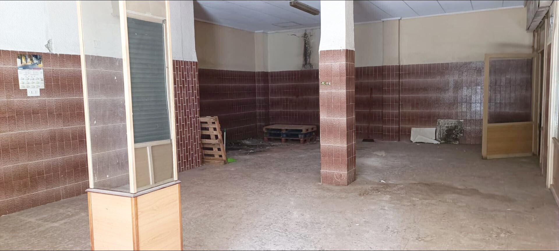 Retail in Aspe, Alicante for sale Interior Photo- Image 1 of 3