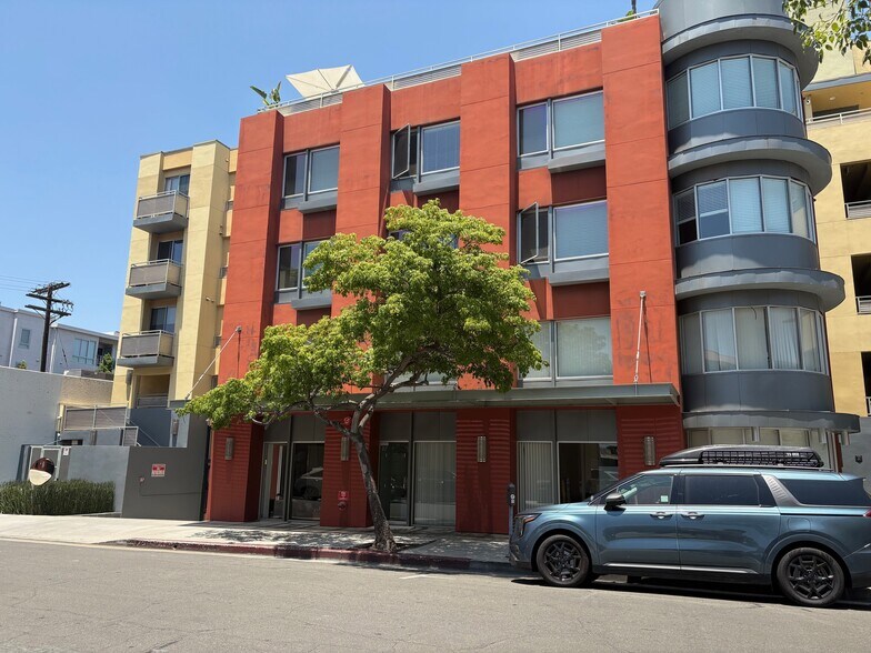 65 W Dayton St, Pasadena, CA à louer - Photo du bâtiment - Image 3 de 33