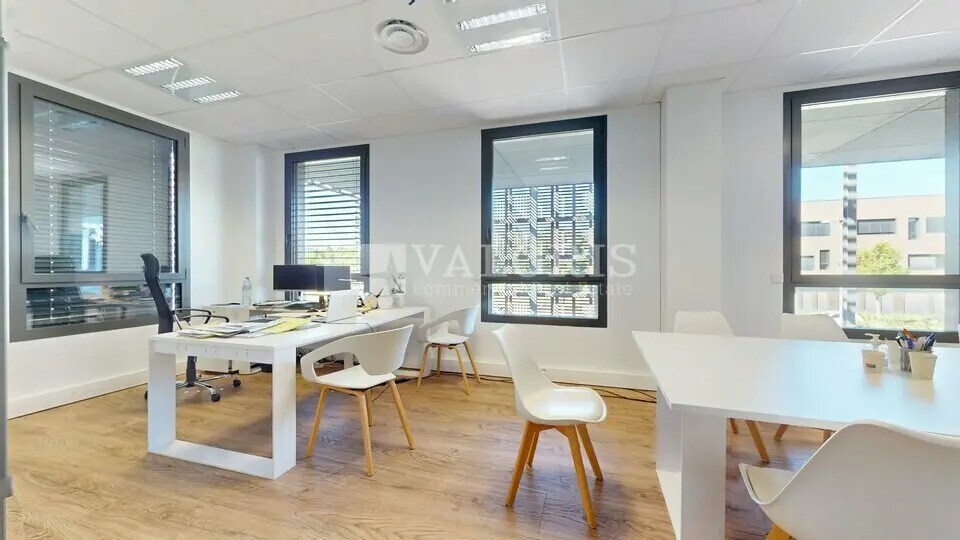 Bureau dans Limonest à vendre - Photo intérieure - Image 2 de 13