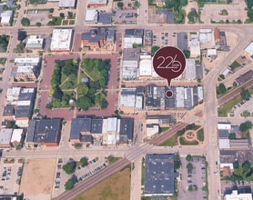226 Main St, Woodstock, IL - Aerial  map view