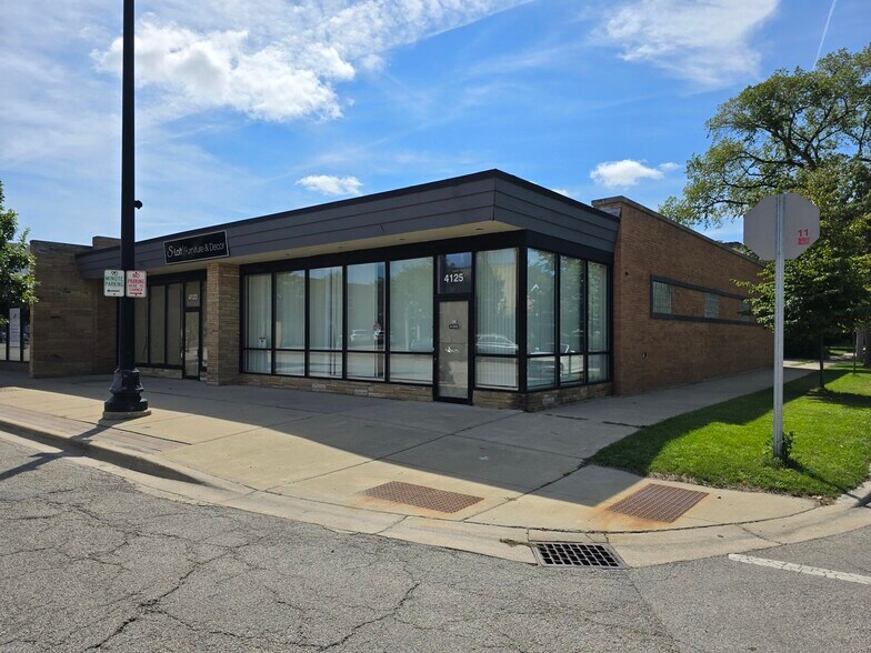 4123-4125 Oakton St, Skokie, IL à vendre - Photo du bâtiment - Image 2 de 13