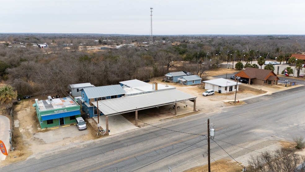 1911 State Hwy 132, Natalia, TX for sale - Building Photo - Image 3 of 36