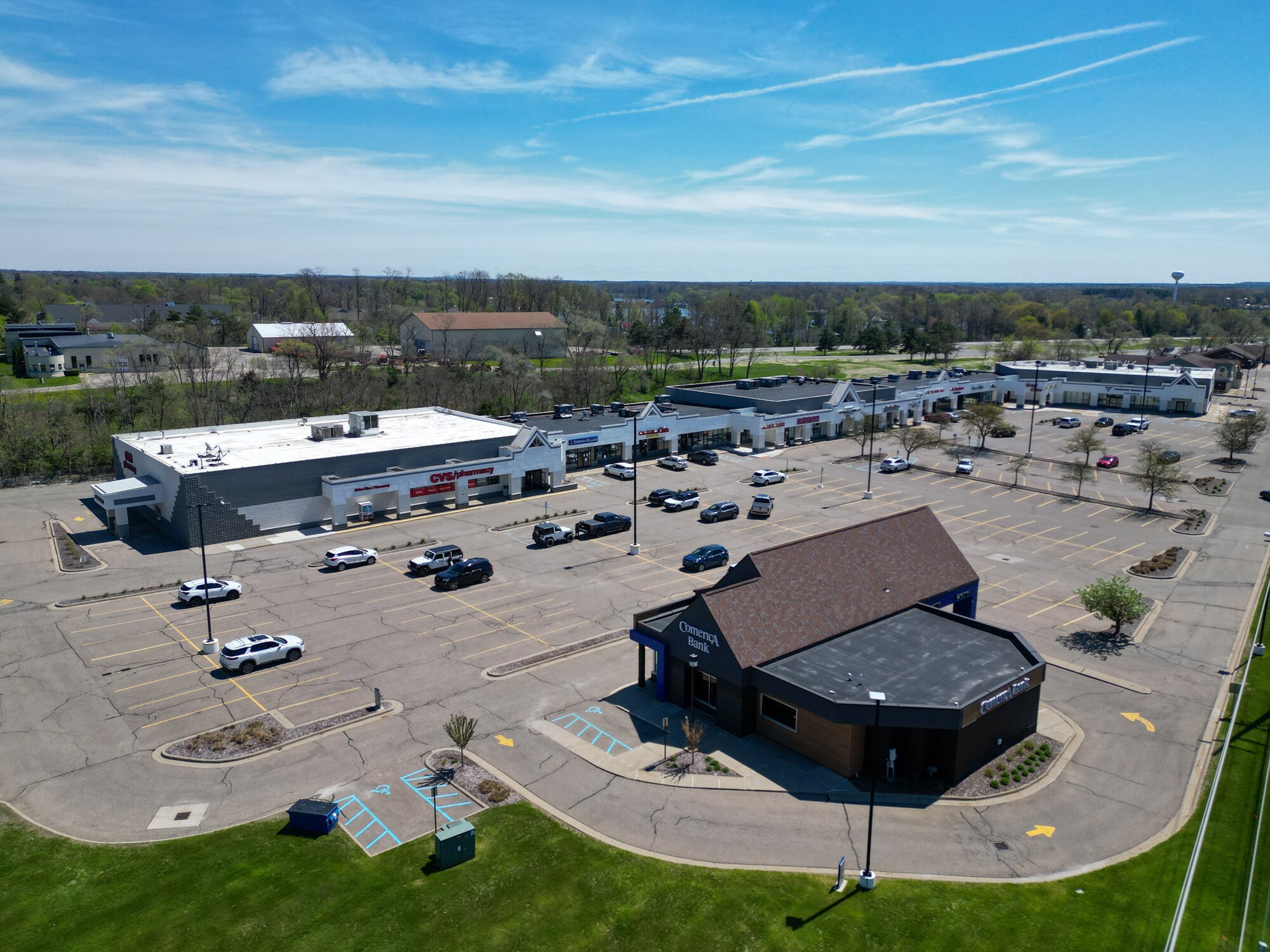 5671 Whitmore Lake Rd, Brighton, MI for lease Building Photo- Image 1 of 10