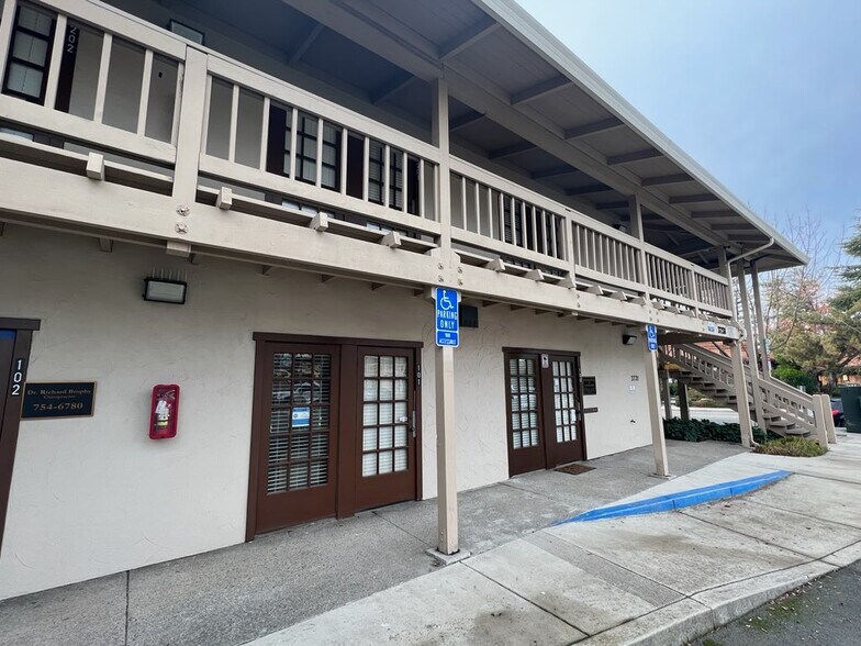 3731 Sunset Ln, Antioch, CA à louer - Photo du bâtiment - Image 2 de 7