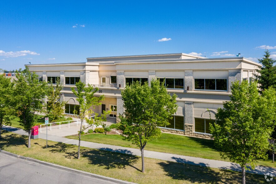 20 Sunpark Plz SE, Calgary, AB for sale - Primary Photo - Image 1 of 1