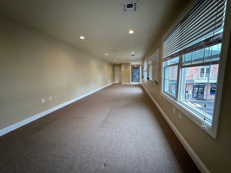 311-313 Crooks Ave, Paterson, NJ for lease - Building Photo - Image 2 of 10