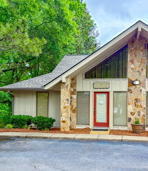 11285 elkins Rd, Roswell, GA for lease - Building Photo - Image 2 of 19