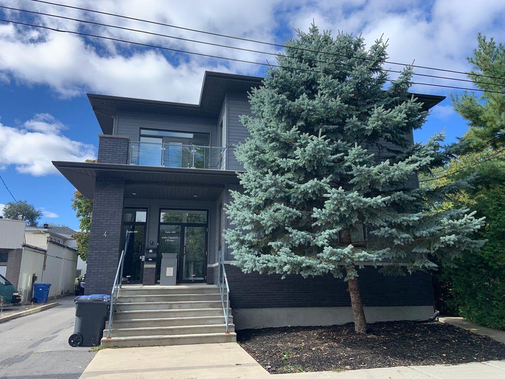 4 Av King, Pointe-claire, QC for sale Building Photo- Image 1 of 1