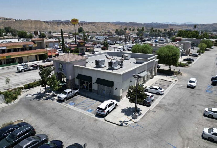 31765-31777 Castaic Rd, Castaic, CA for sale - Building Photo - Image 2 of 2