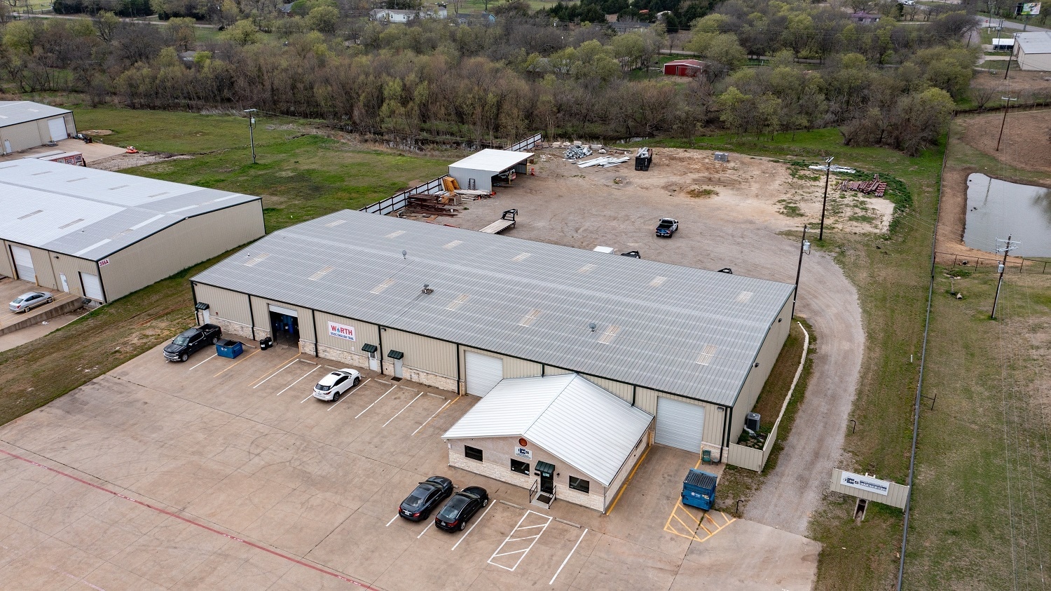 350 English Trl, Venus, TX for lease Building Photo- Image 1 of 28