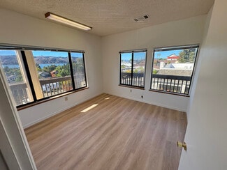 Plus de détails pour 302-308 Military, Benicia, CA - Bureau à vendre