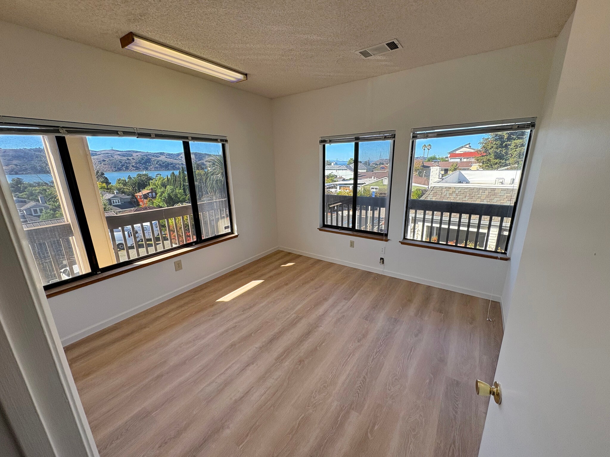 302-308 Military, Benicia, CA for sale Primary Photo- Image 1 of 7