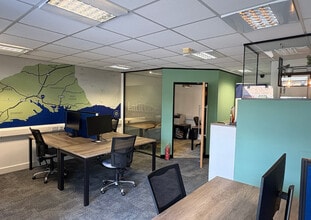 Botley Rd, Southampton for lease Interior Photo- Image 2 of 5
