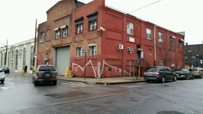 Plus de détails pour 163 Imlay St, Brooklyn, NY - Bureau, Industriel à louer