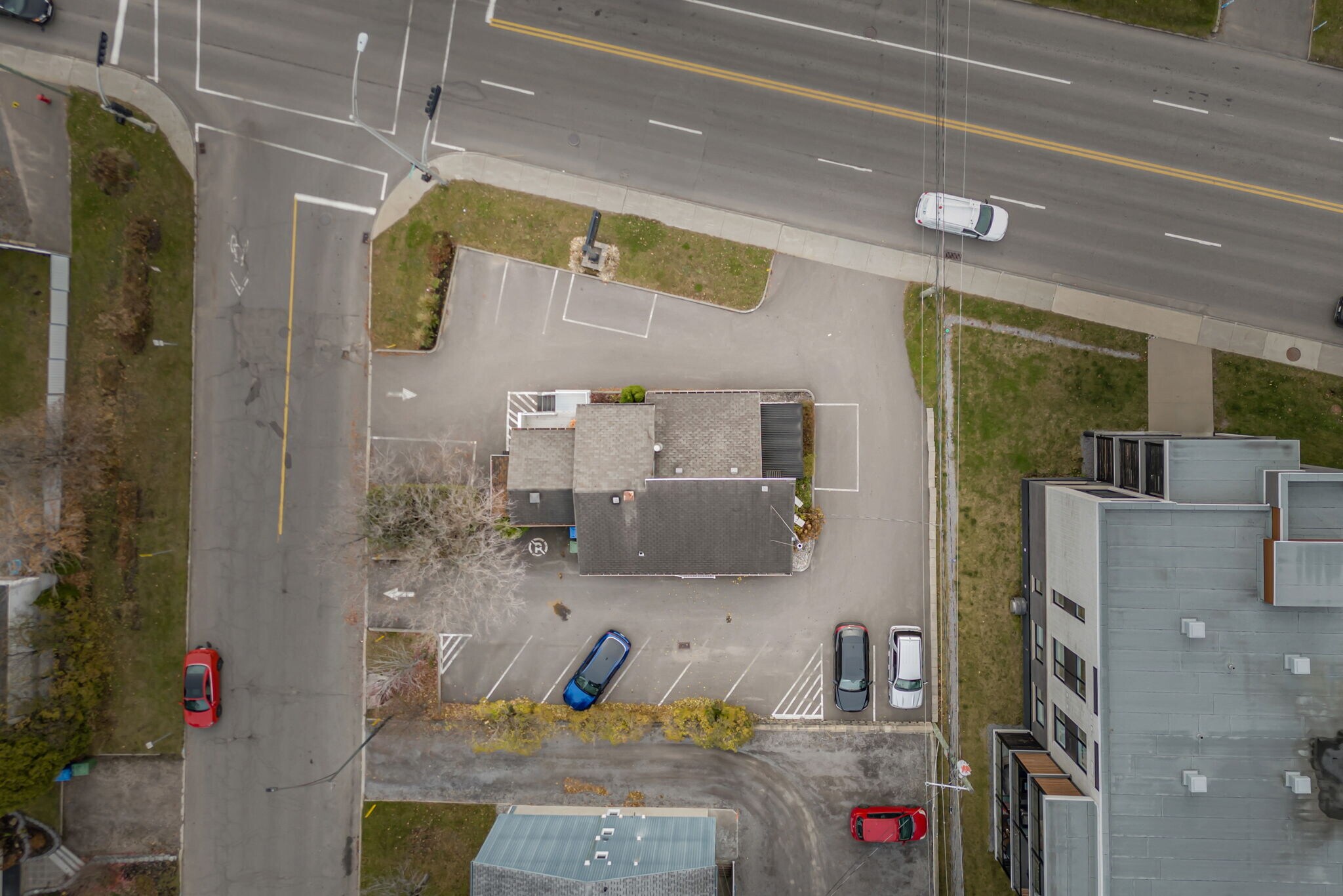 2225 Boul Louis-XIV, Québec, QC à vendre Photo principale- Image 1 de 1