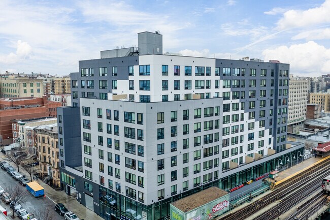 More details for 1850 Jerome Ave, Bronx, NY - Retail for Lease