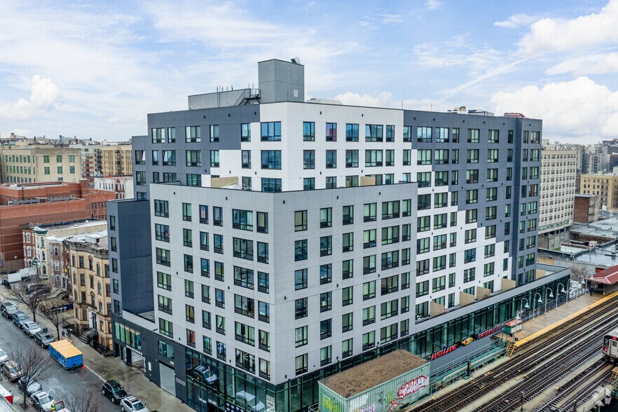 2 Mount Hope Pl, Bronx, NY à louer - Photo principale - Image 1 de 32